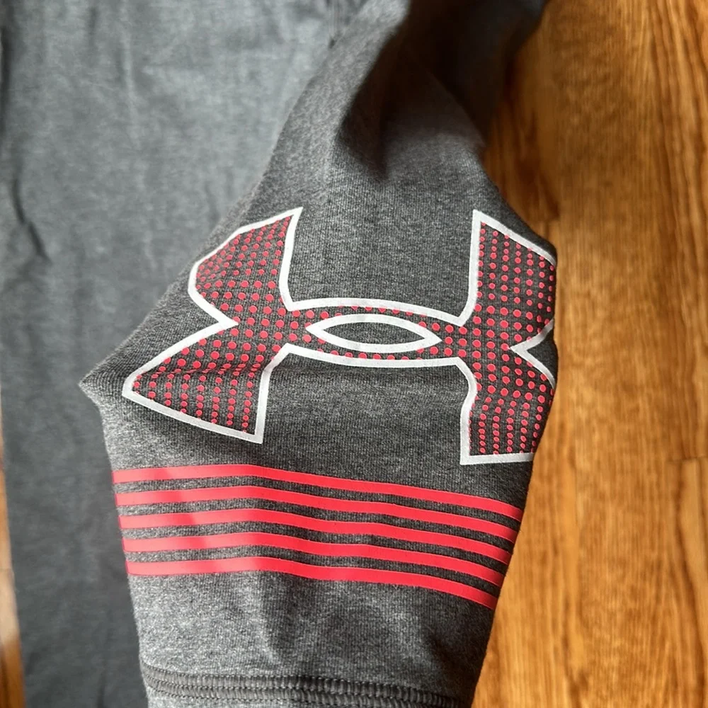 NWT Under Armour Fitted Crop Pant, Size Small